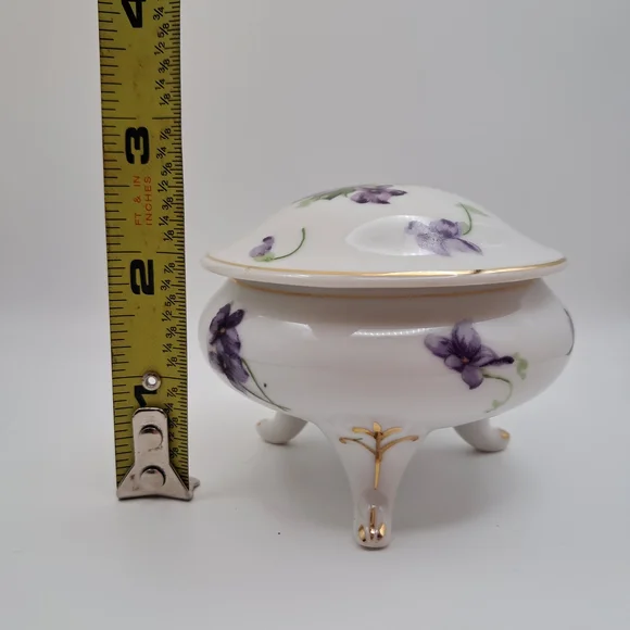Vintage Norcrest Fine China Footed Trinket Box with Lid - Purple Violets Japan - Picture 1 of 8